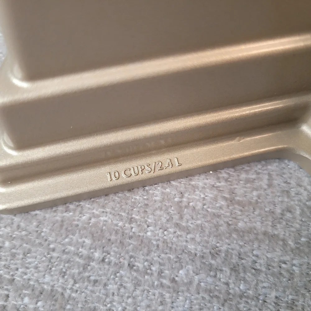 Williams Sonoma Star of David Bundt Cake Pan Nordic Ware‎ Gold Bakeware